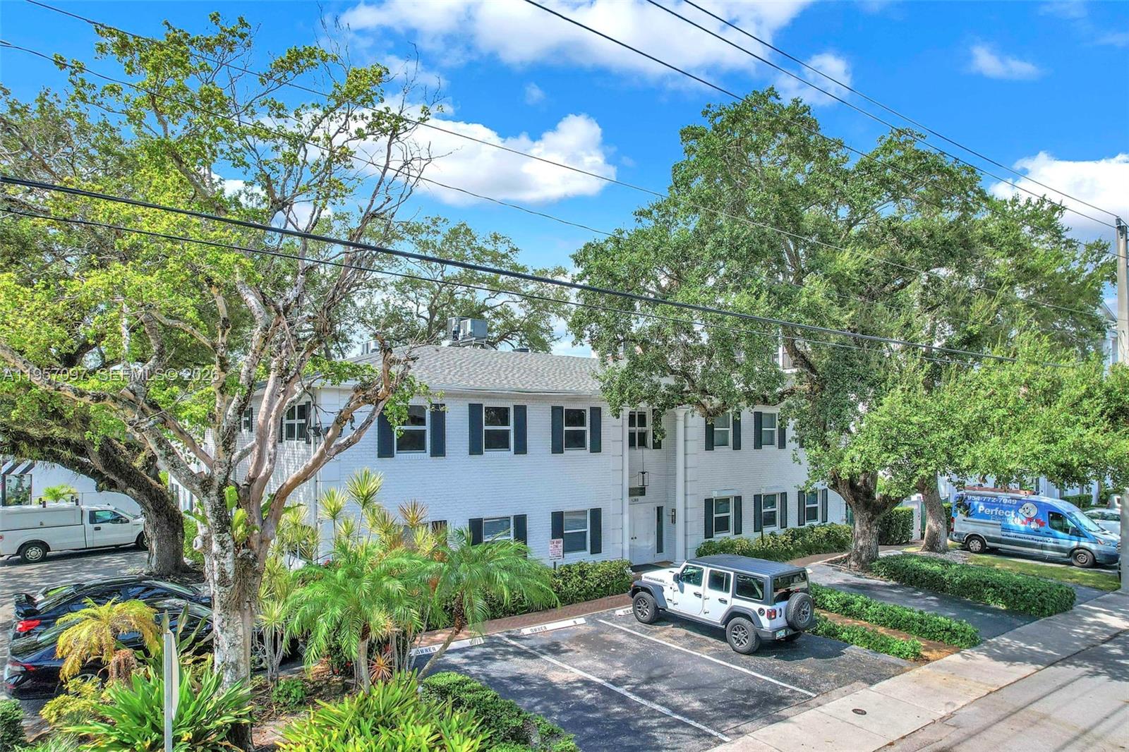 1280 SE 2nd Ct #1 Fort Lauderdale, FL 33301