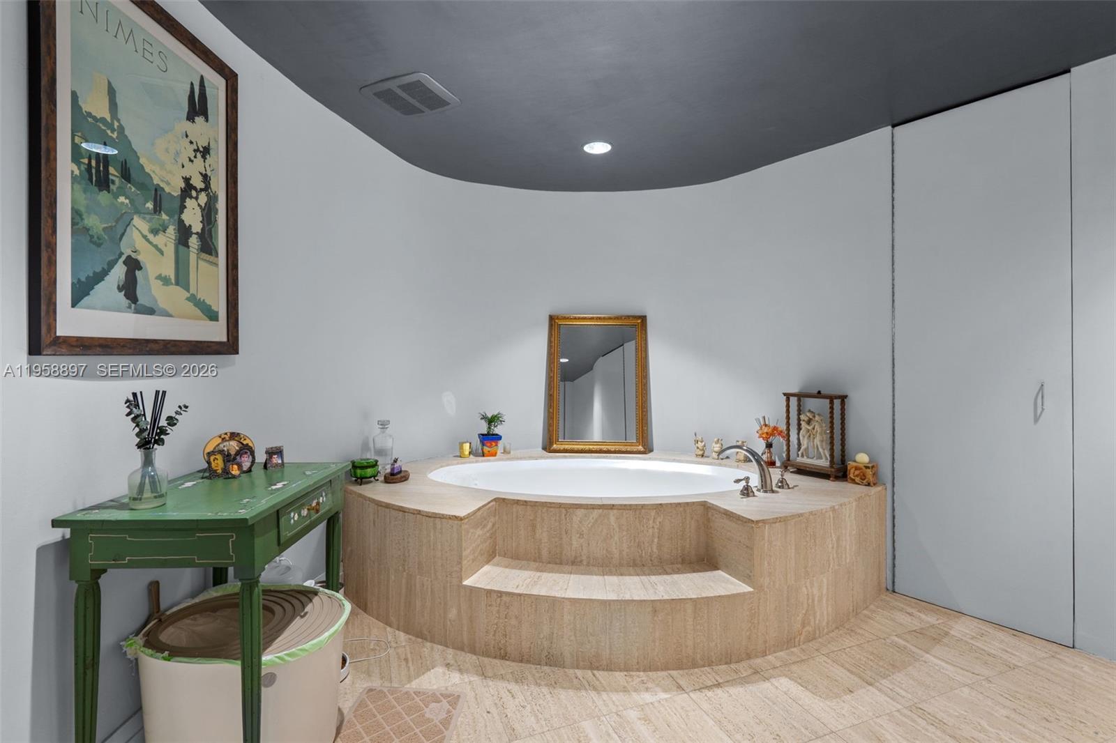 720 NE 69th St #11S Miami, FL 33138