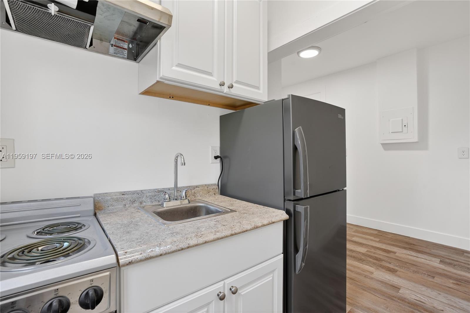 1630 SW 10th St Miami, FL 33135