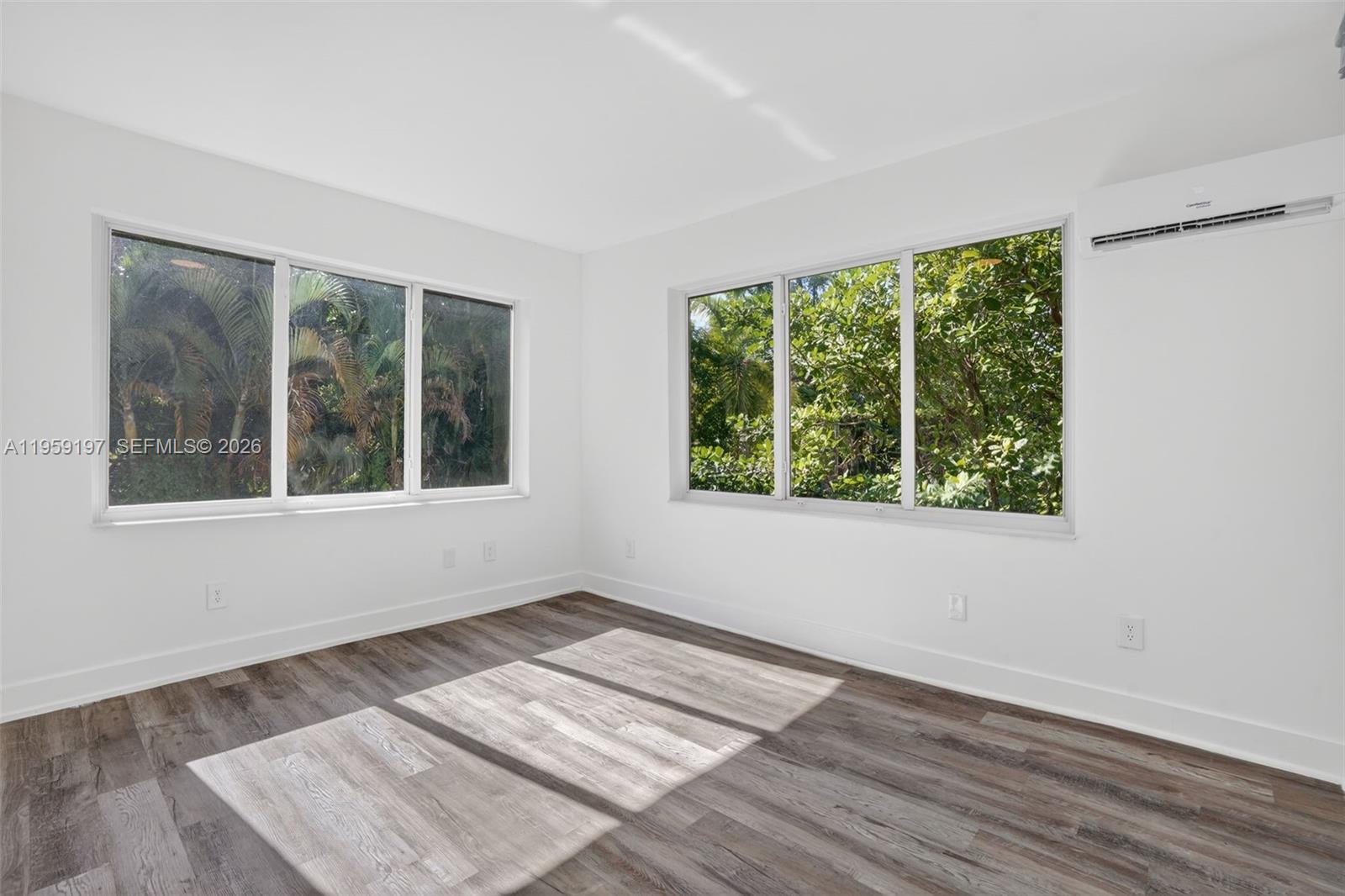 1630 SW 10th St Miami, FL 33135