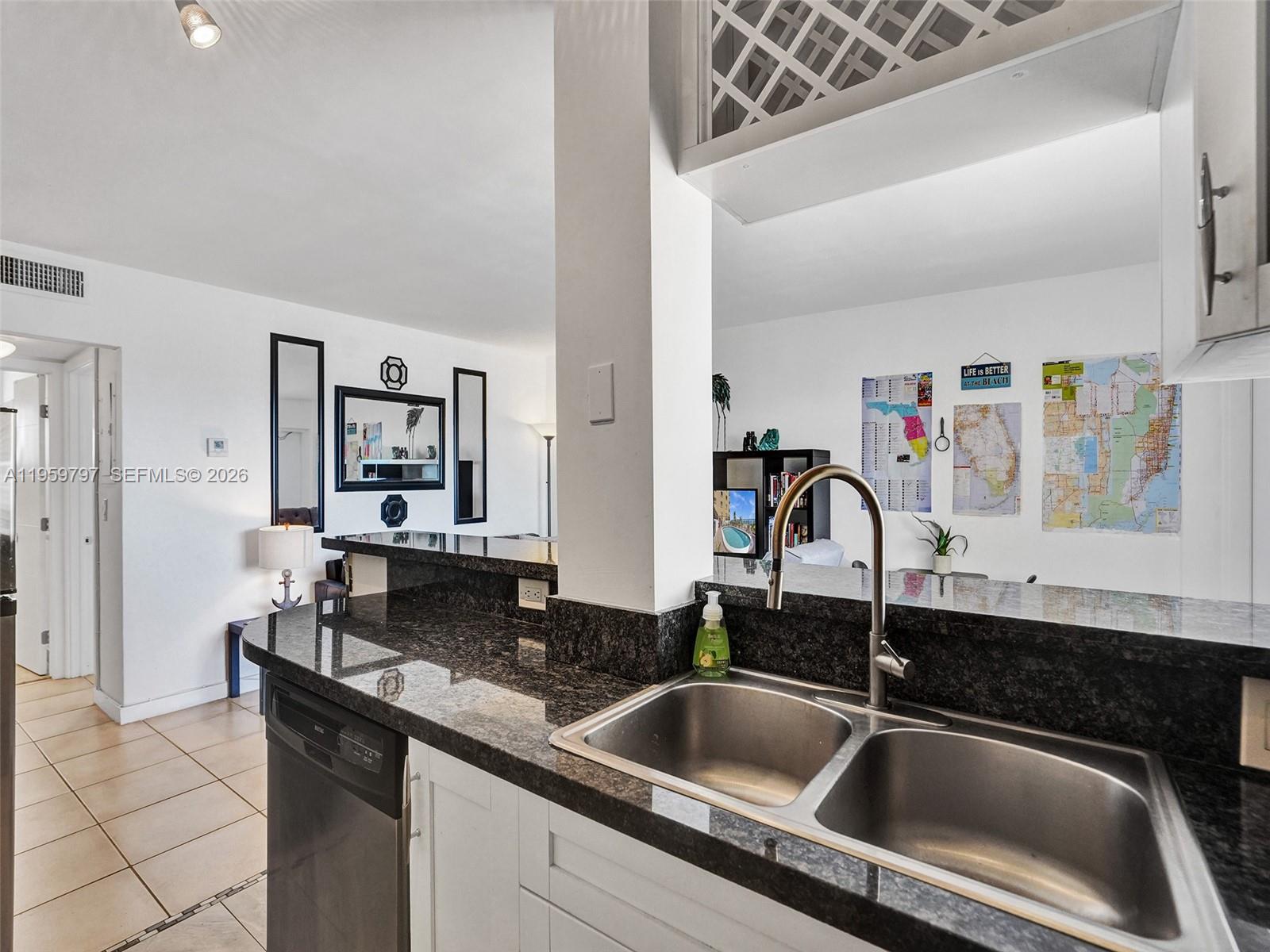 1815 N Surf Rd #202 Hollywood, FL 33019