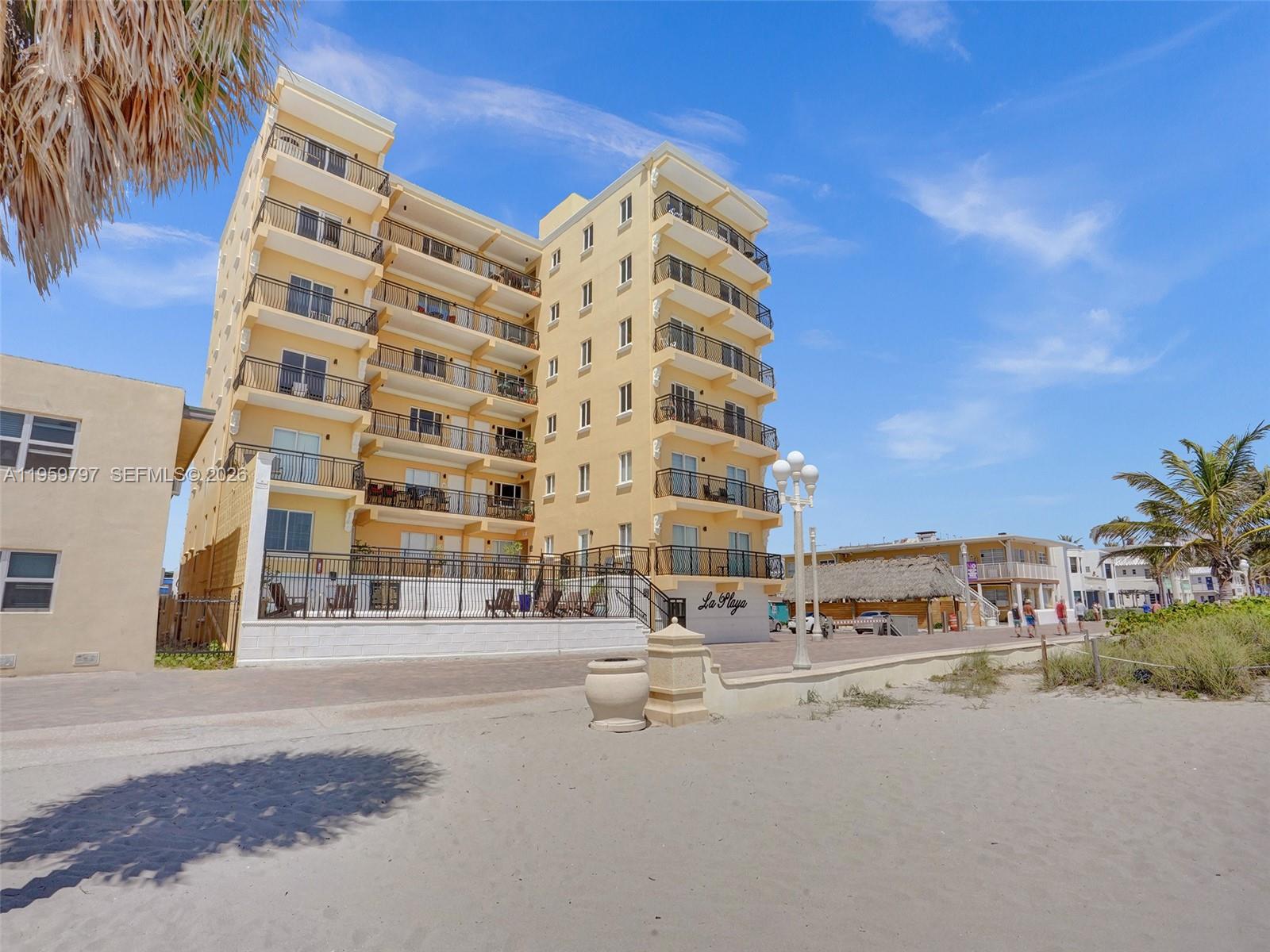 1815 N Surf Rd #202 Hollywood, FL 33019