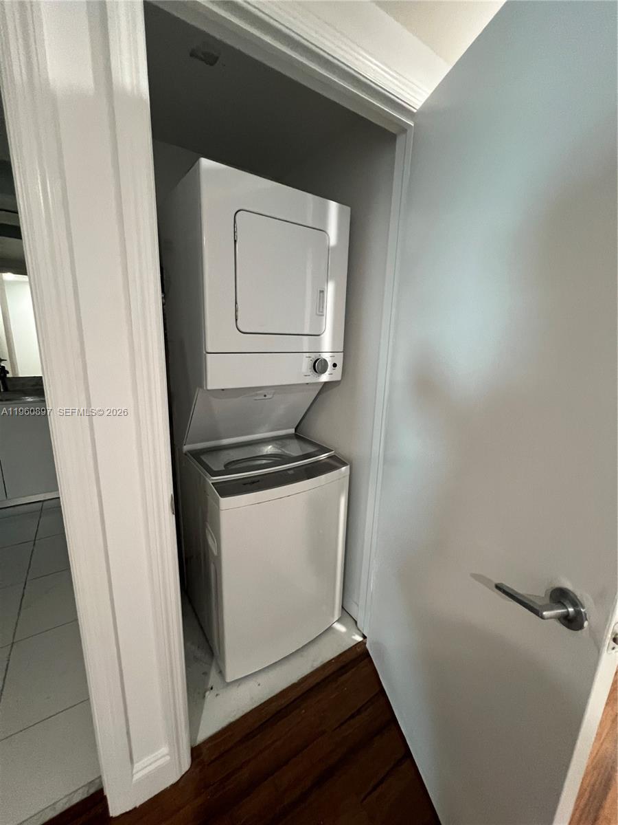 image 500 Brickell West13