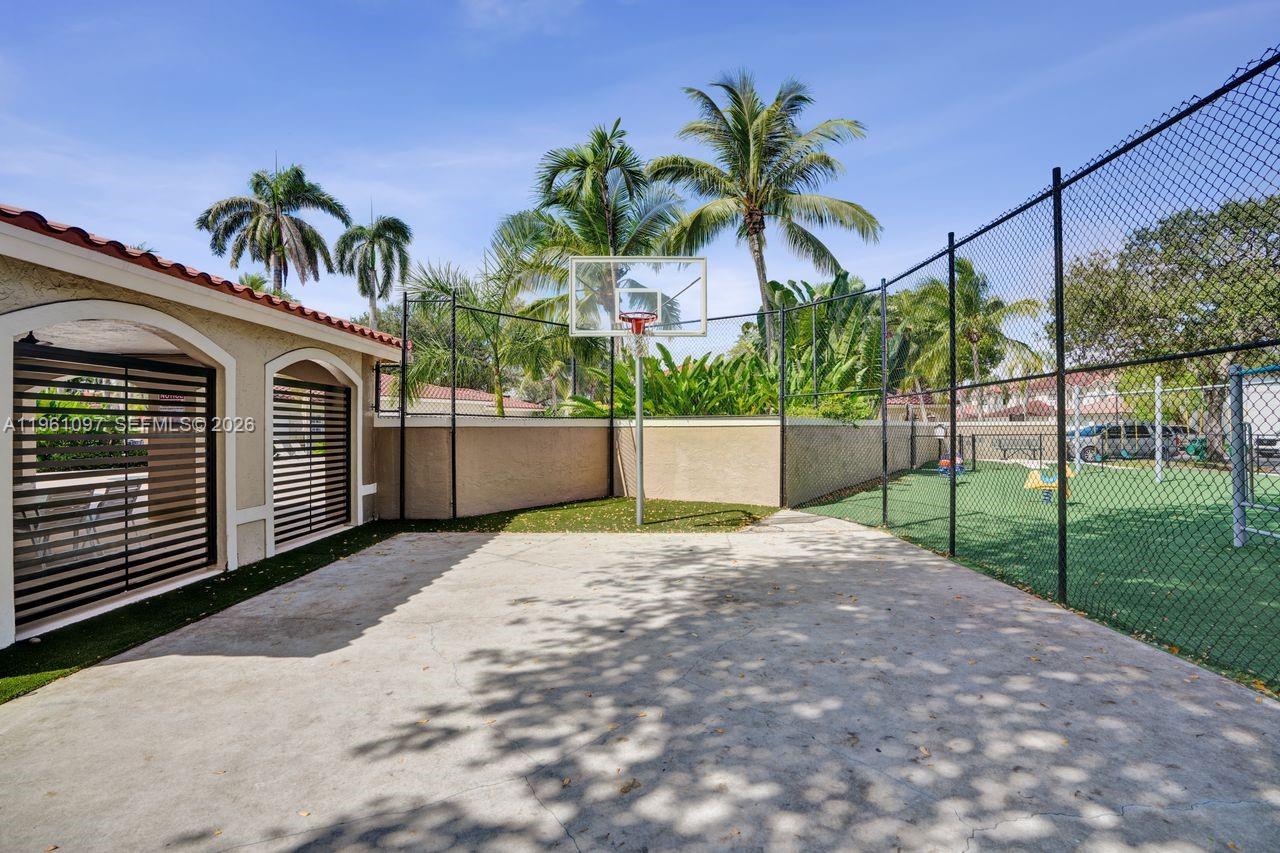 10190 SW 138th Ct Miami, FL 33186