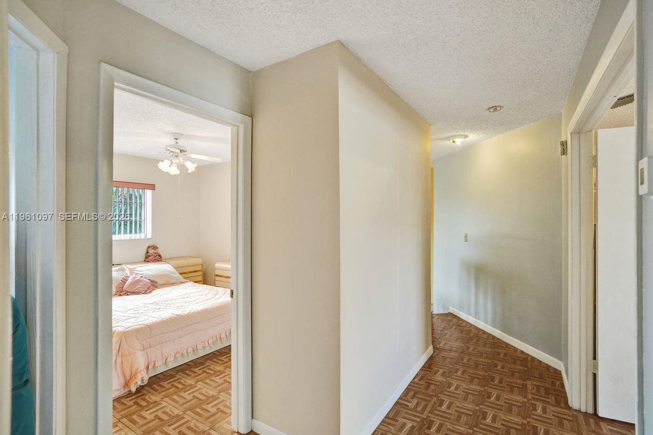 10190 SW 138th Ct Miami, FL 33186