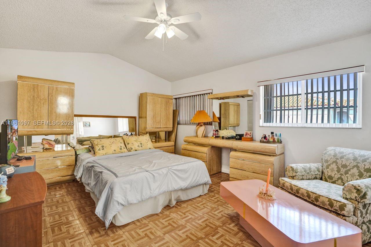 10190 SW 138th Ct Miami, FL 33186