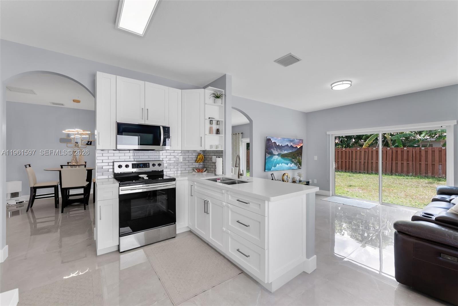 14234 SW 155th Ct Miami, FL 33196