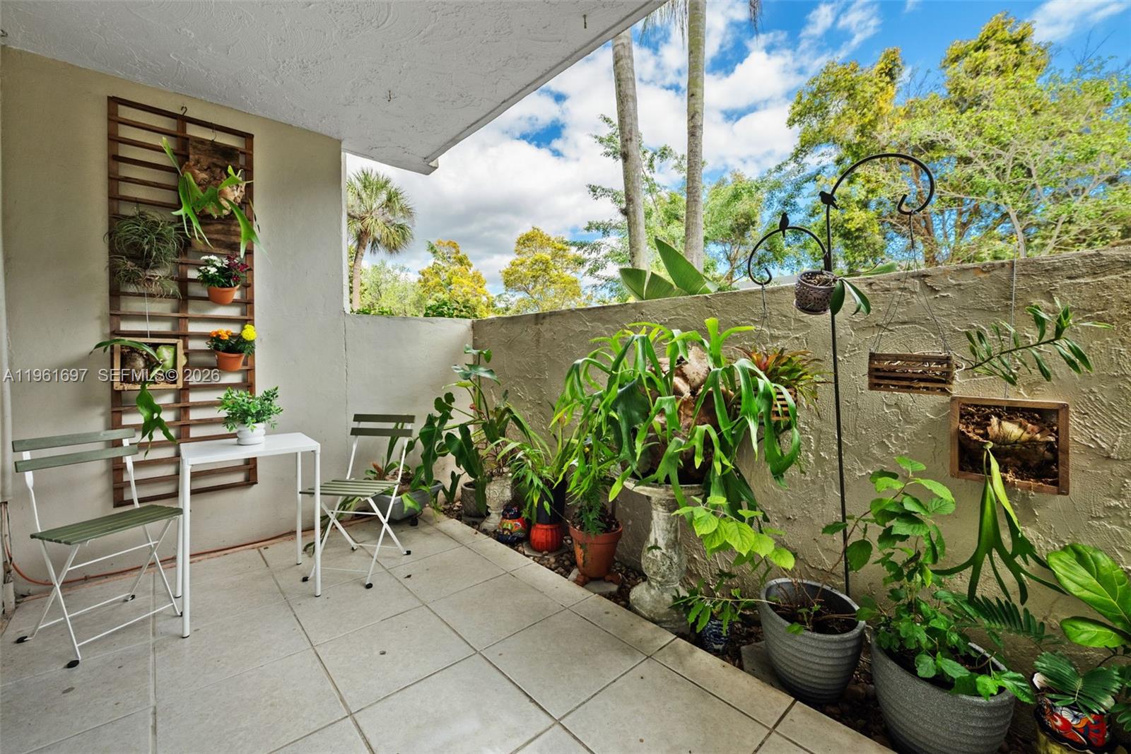 6886 N Kendall Dr #D102 Pinecrest, FL 33156