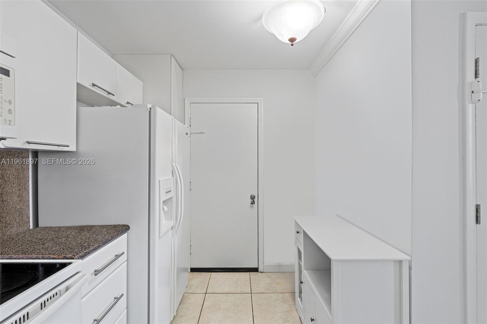 2016 Bay Dr #203 Miami Beach, FL 33141