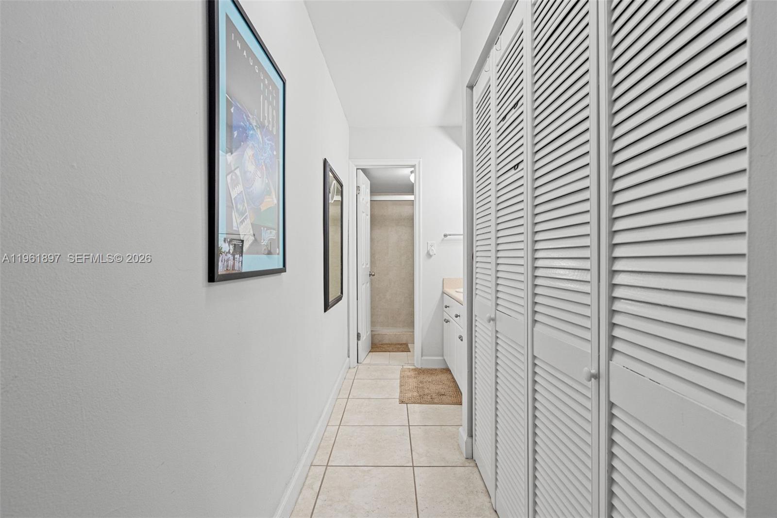 2016 Bay Dr #203 Miami Beach, FL 33141