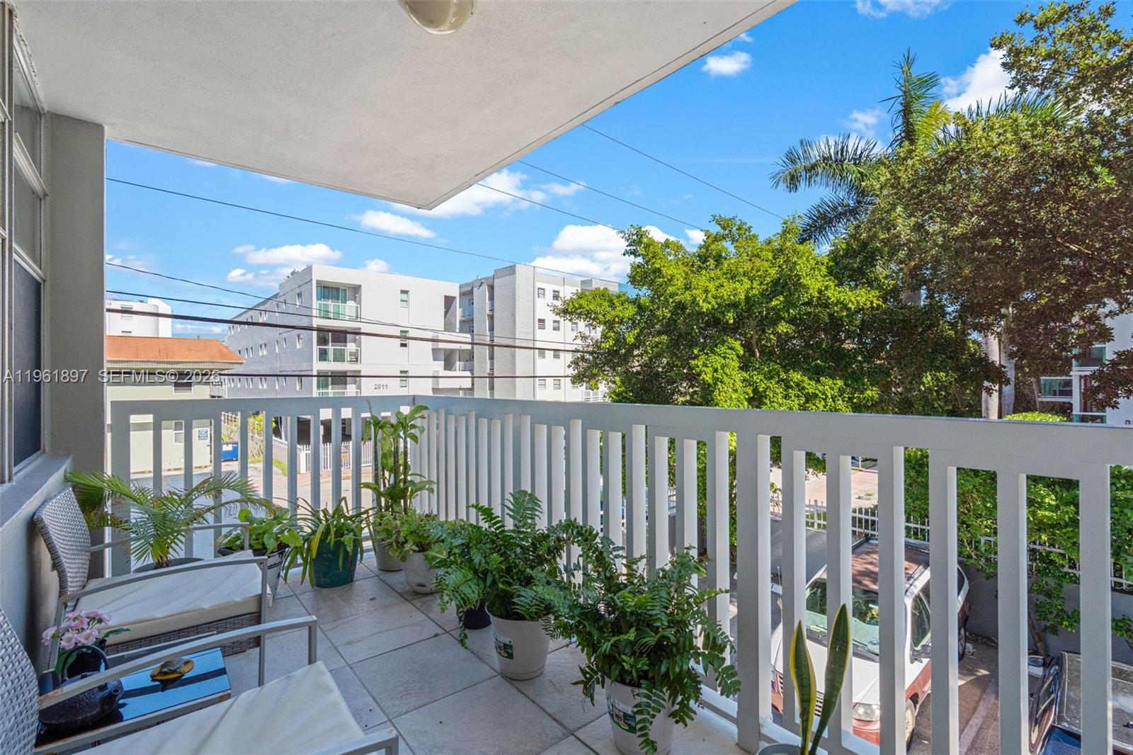 2016 Bay Dr #203 Miami Beach, FL 33141