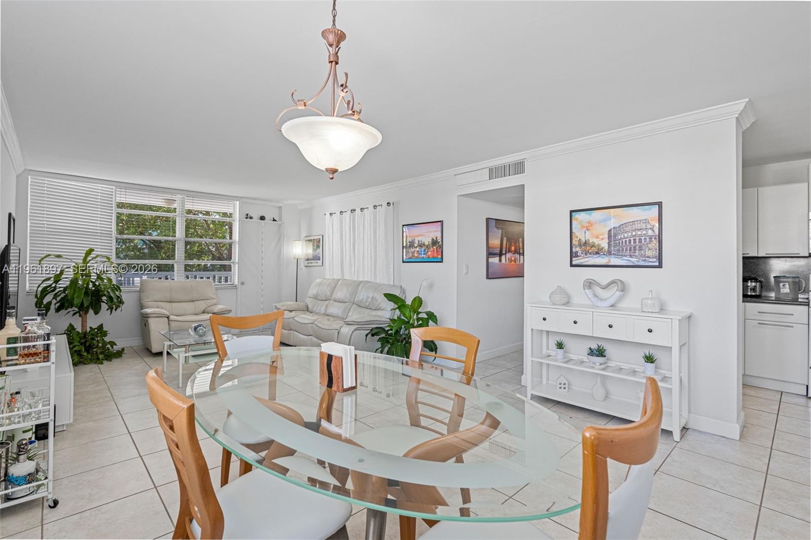 2016 Bay Dr #203 Miami Beach, FL 33141