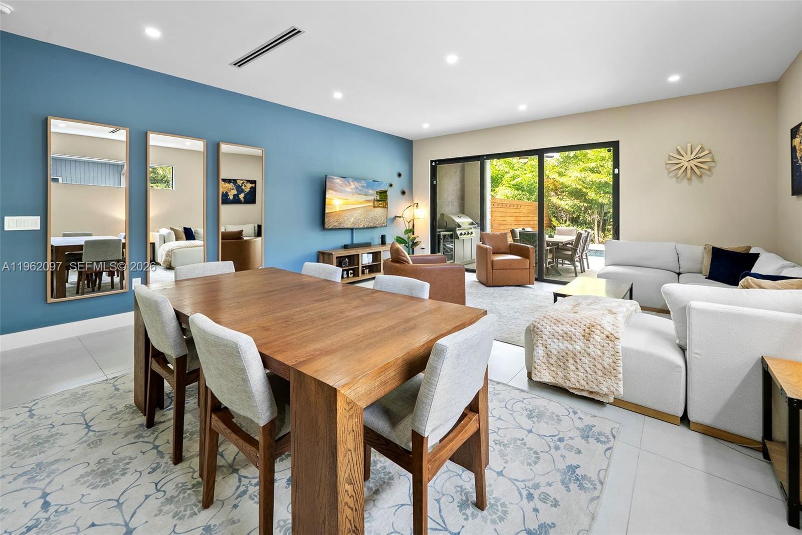 325 SW 16th St #A Fort Lauderdale, FL 33315