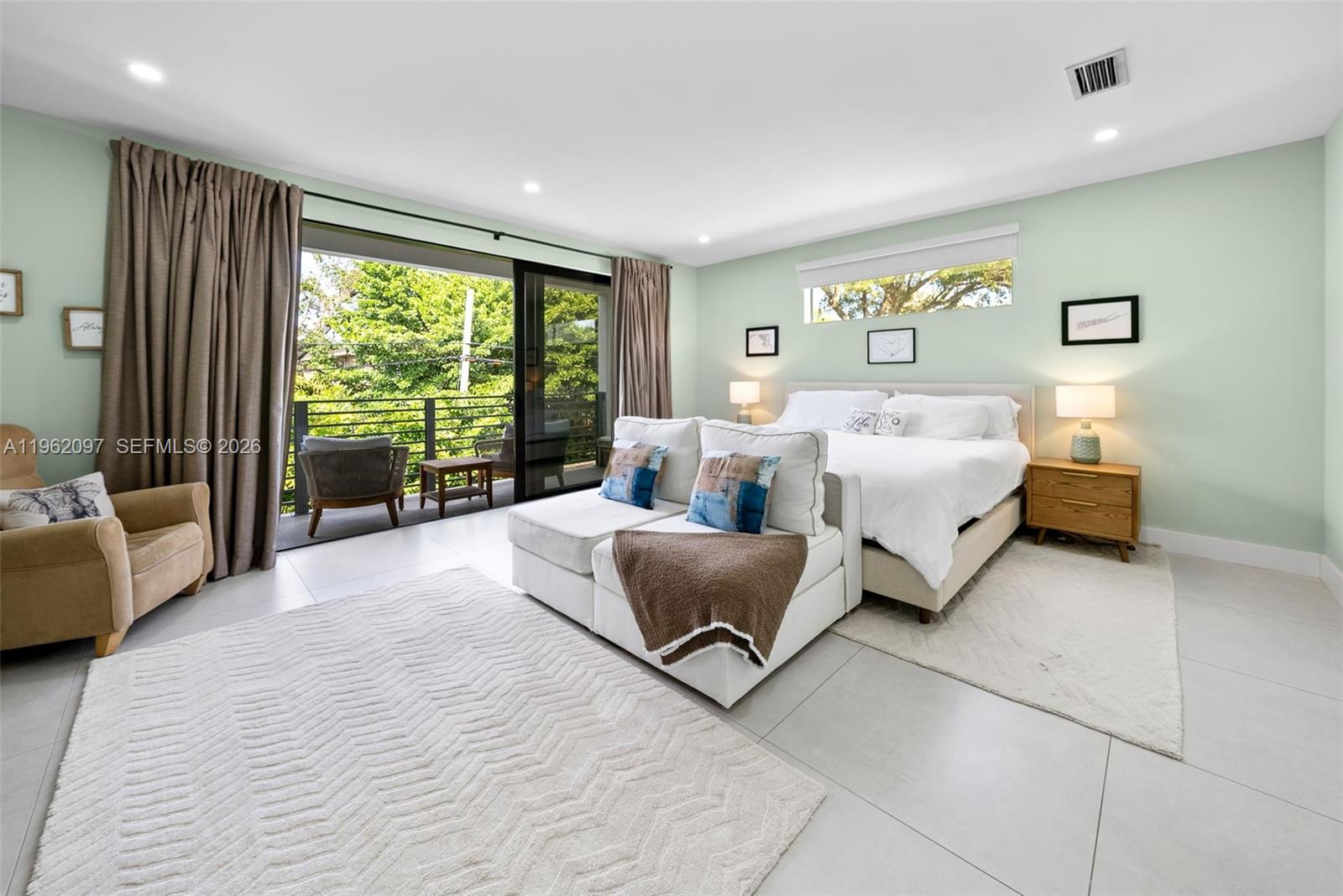 325 SW 16th St #A Fort Lauderdale, FL 33315