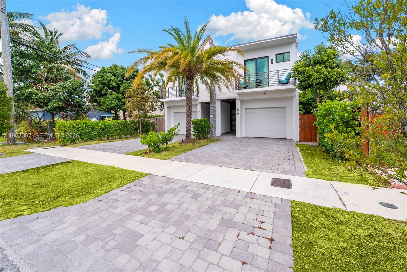 325 SW 16th St #A Fort Lauderdale, FL 33315