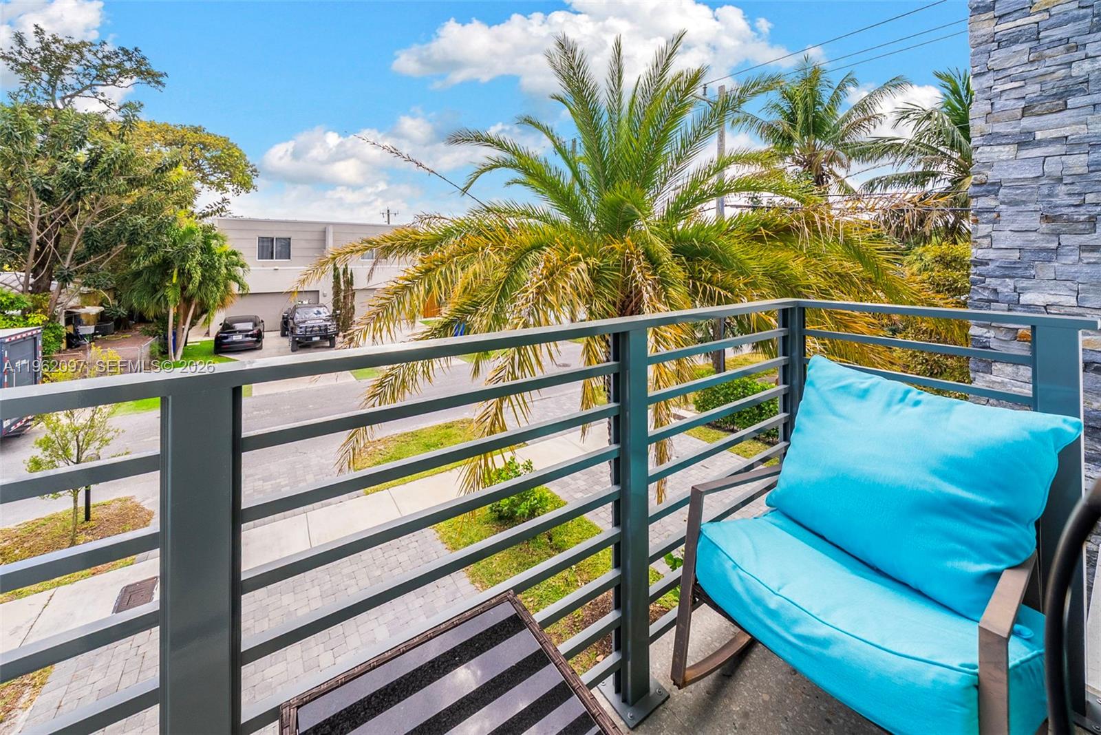 325 SW 16th St #A Fort Lauderdale, FL 33315