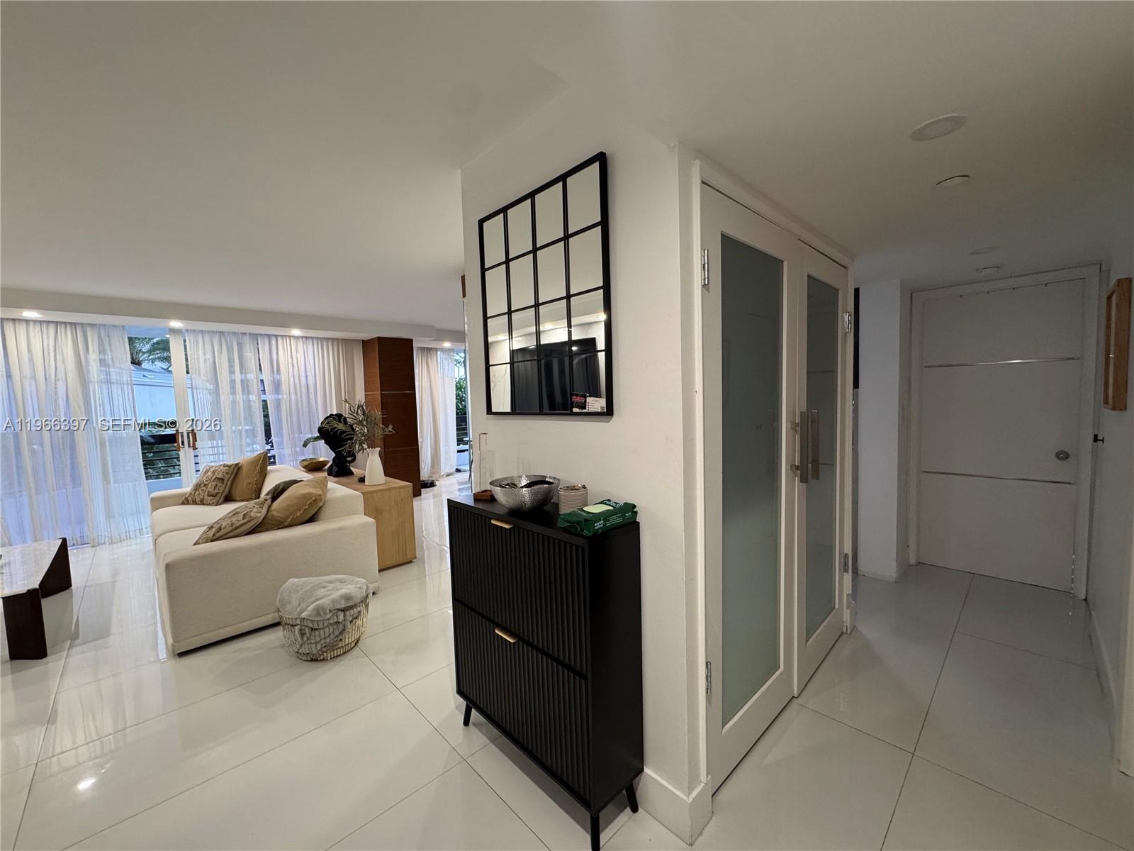 19195 Mystic Pointe Dr #205