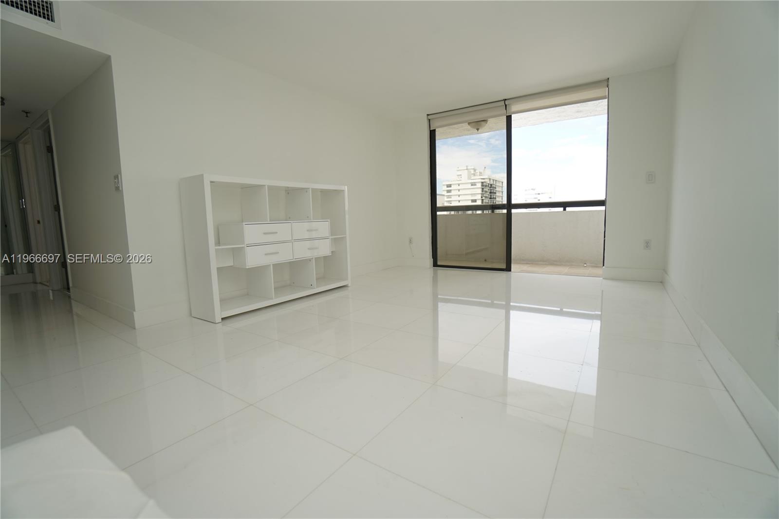 1775 Washington Ave #11C Miami Beach, FL 33139