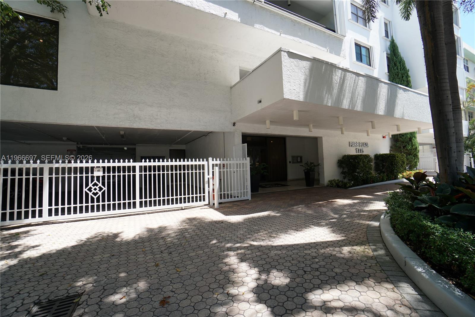 1775 Washington Ave #11C Miami Beach, FL 33139