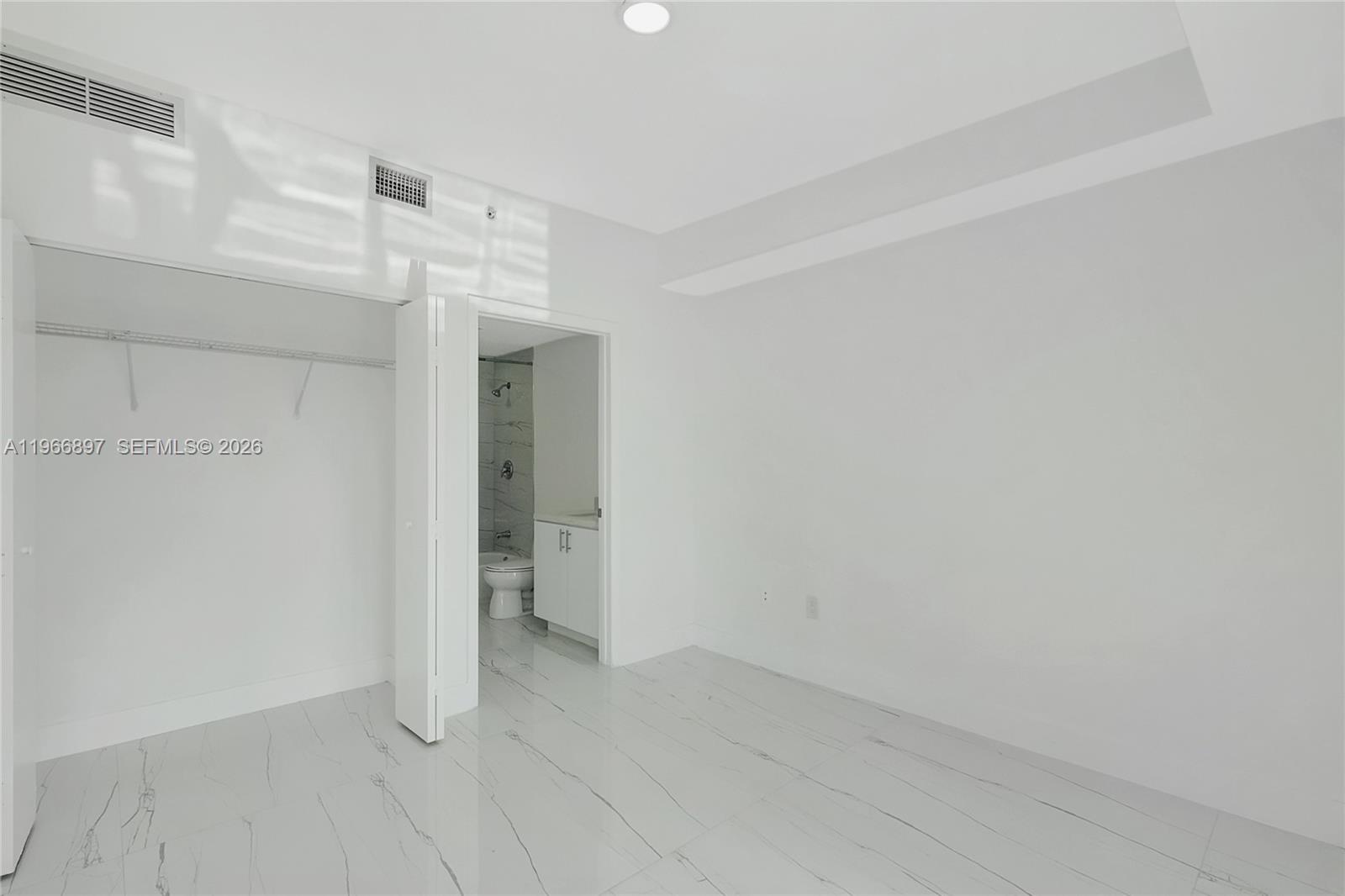 image The Ivy at Riverfront22