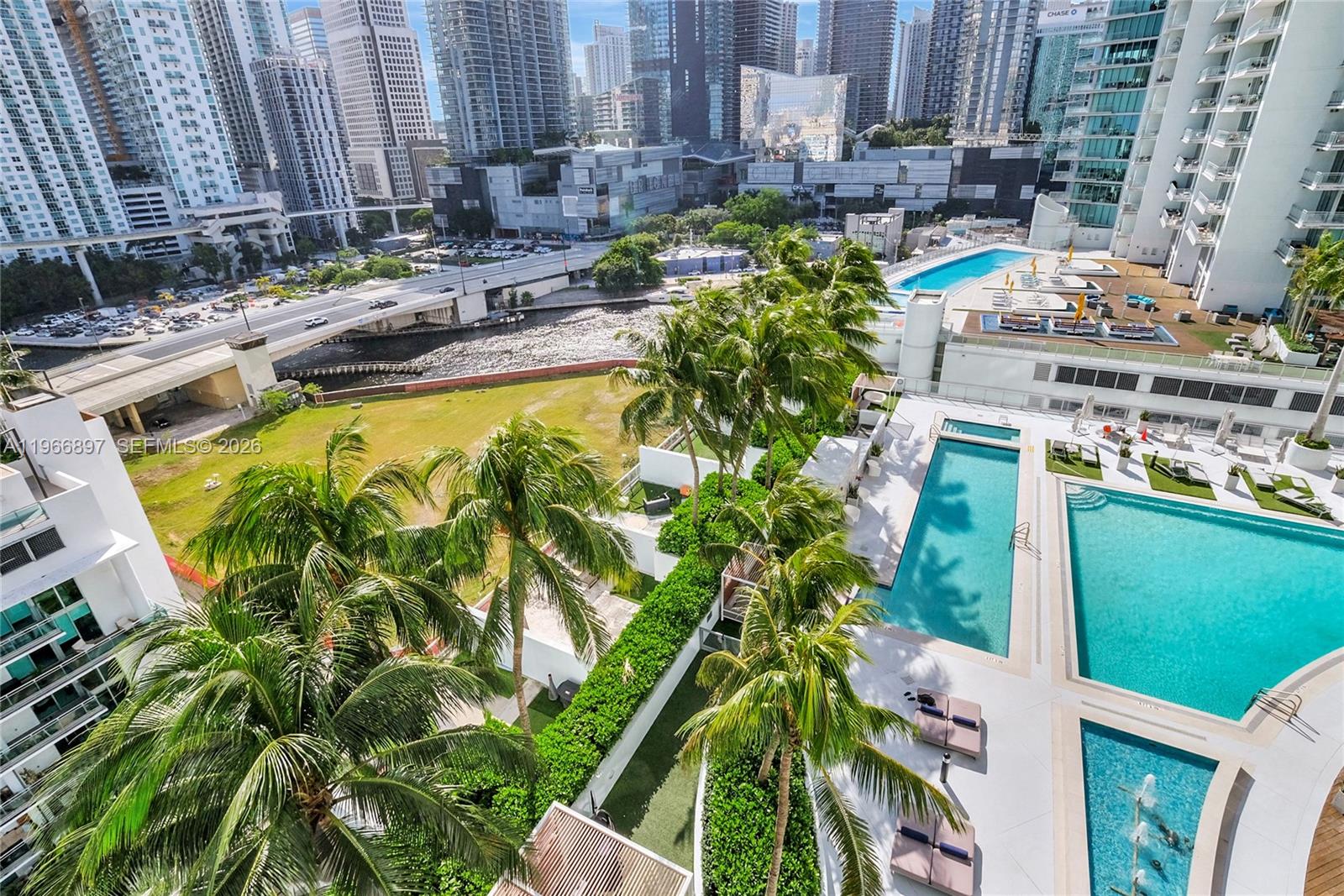 image The Ivy at Riverfront30