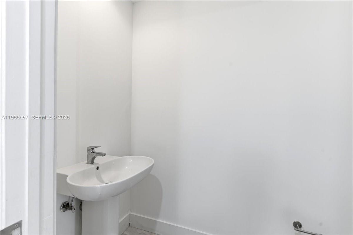 image Marquis Residences31