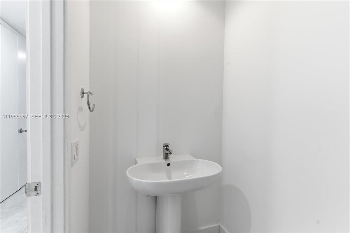 image Marquis Residences32