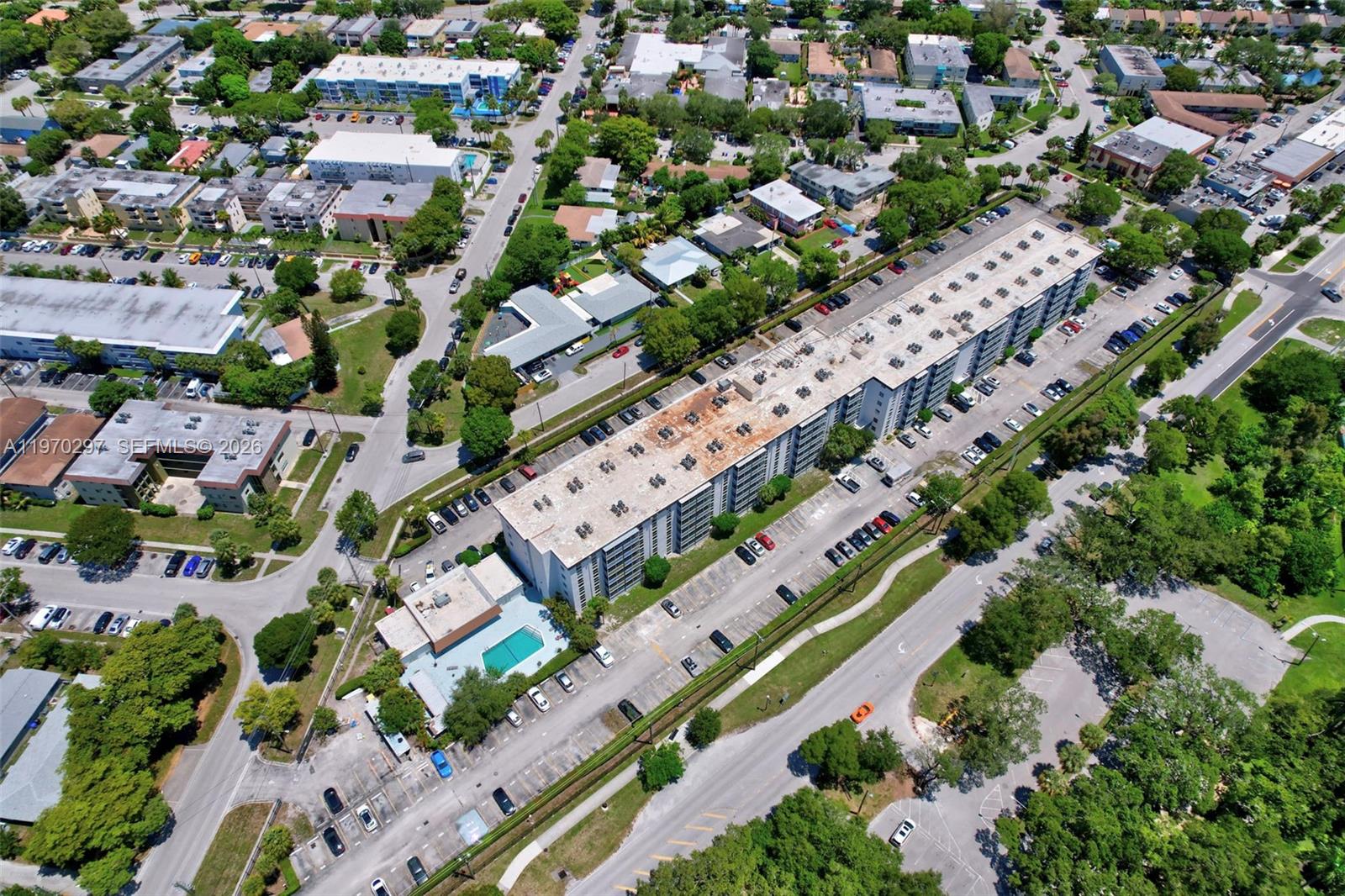 16851 NE 23rd Ave #611 North Miami Beach, FL 33160