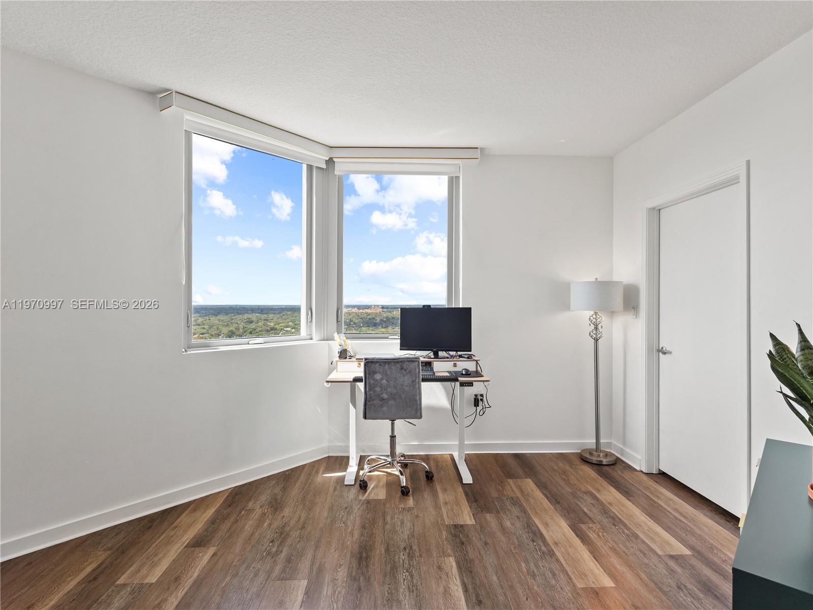 9066 SW 73rd Ct #2008 Miami, FL 33156