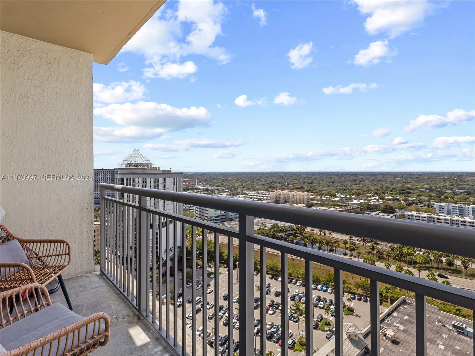 9066 SW 73rd Ct #2008 Miami, FL 33156