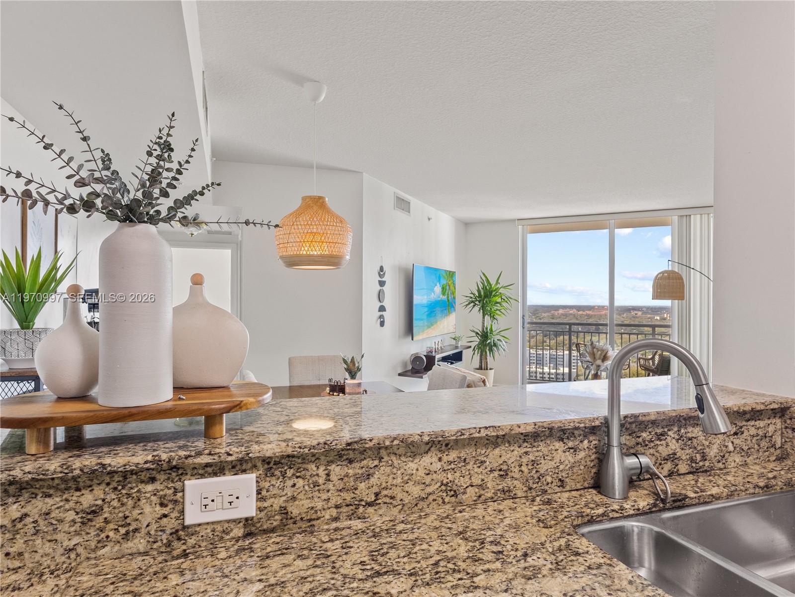 9066 SW 73rd Ct #2008 Miami, FL 33156