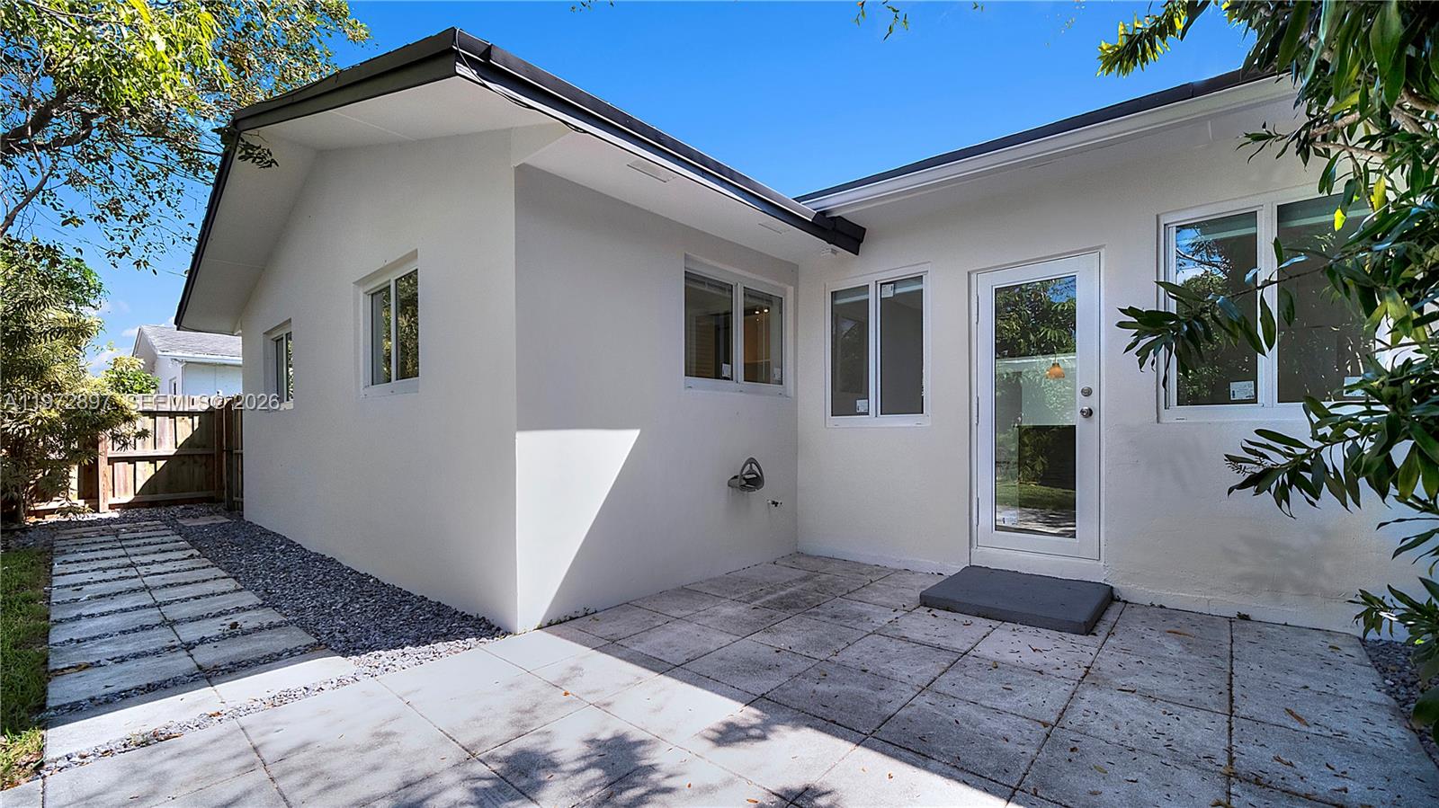 11690 SW 81st Rd #11690 Pinecrest, FL 33156