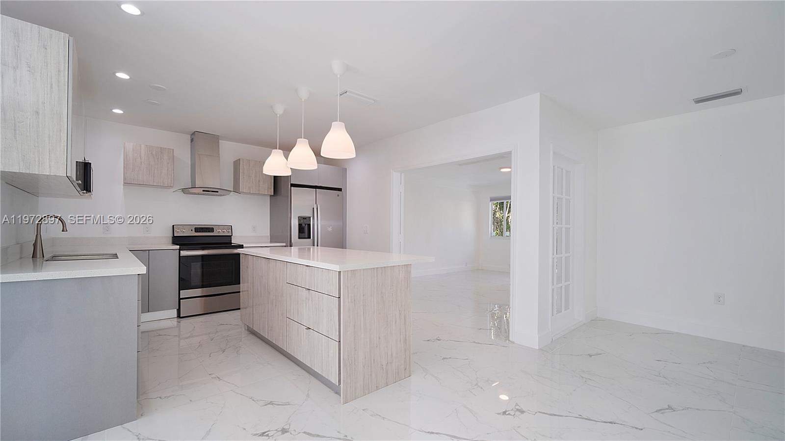 11690 SW 81st Rd #11690 Pinecrest, FL 33156