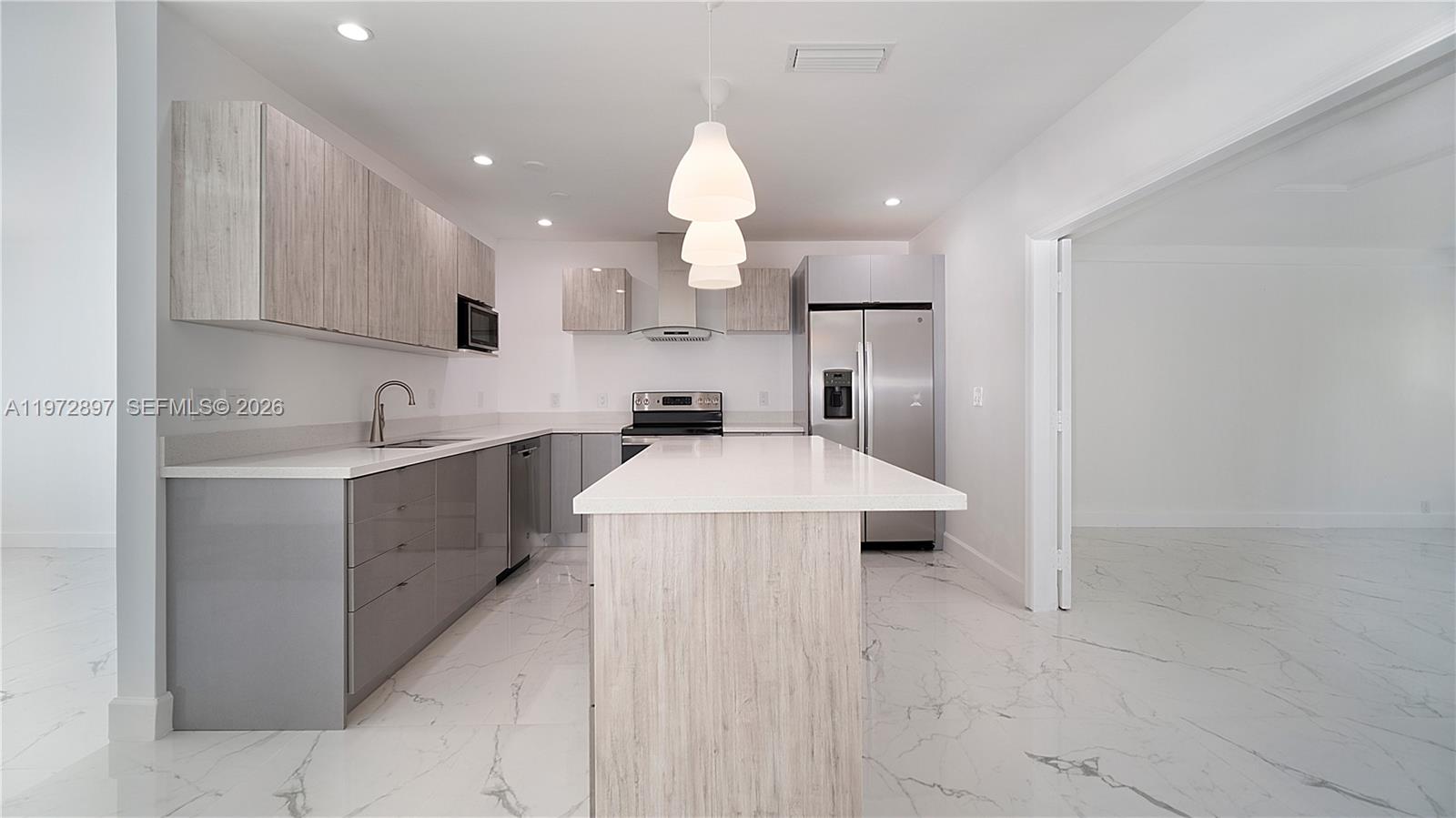 11690 SW 81st Rd #11690 Pinecrest, FL 33156