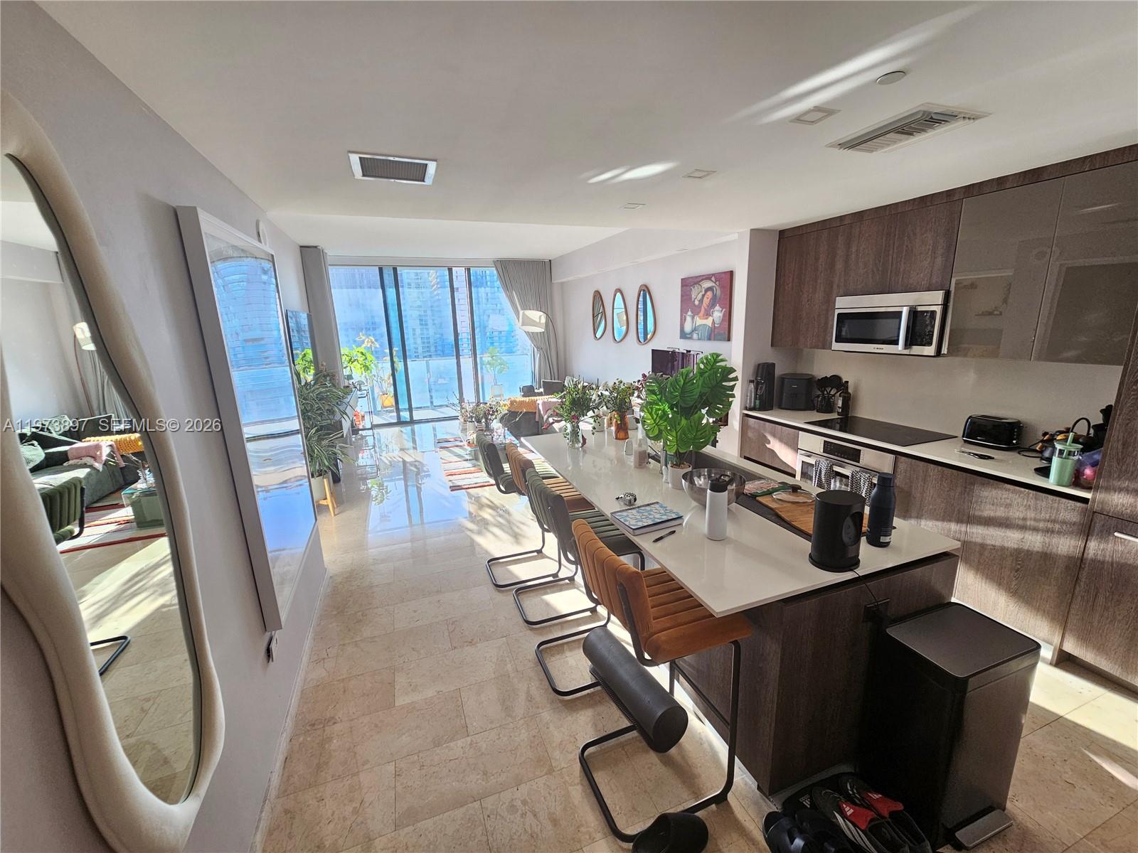 image Reach Brickell City Centre1