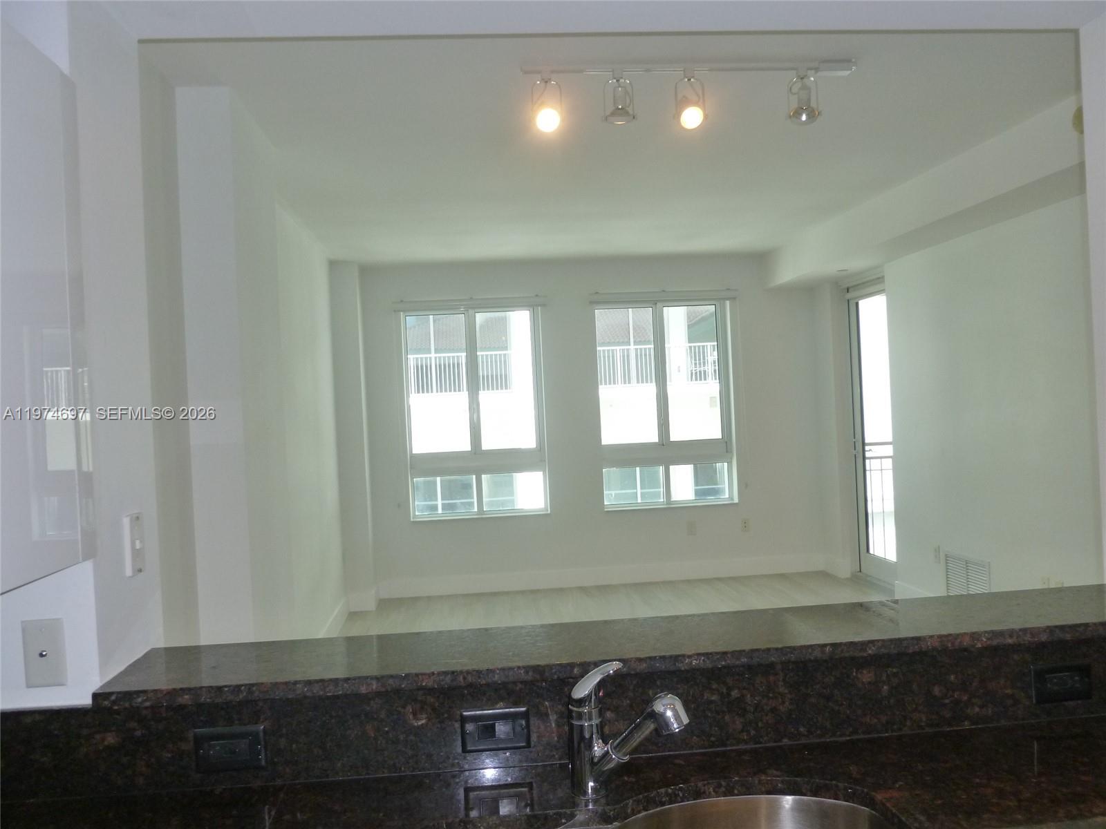 7350 SW 89th St #807S Miami, FL 33156