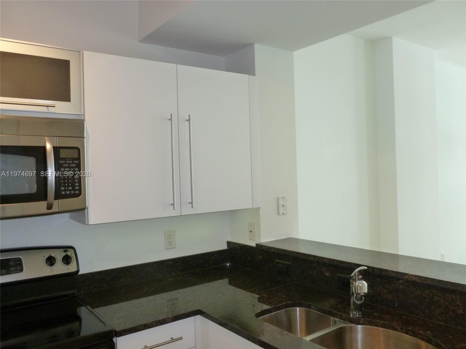 7350 SW 89th St #807S Miami, FL 33156