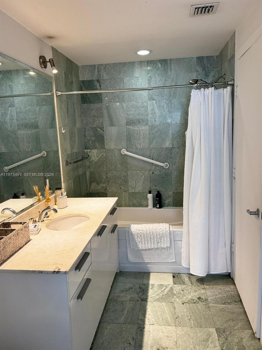 1050 Brickell Ave #2908 Miami, FL 33131