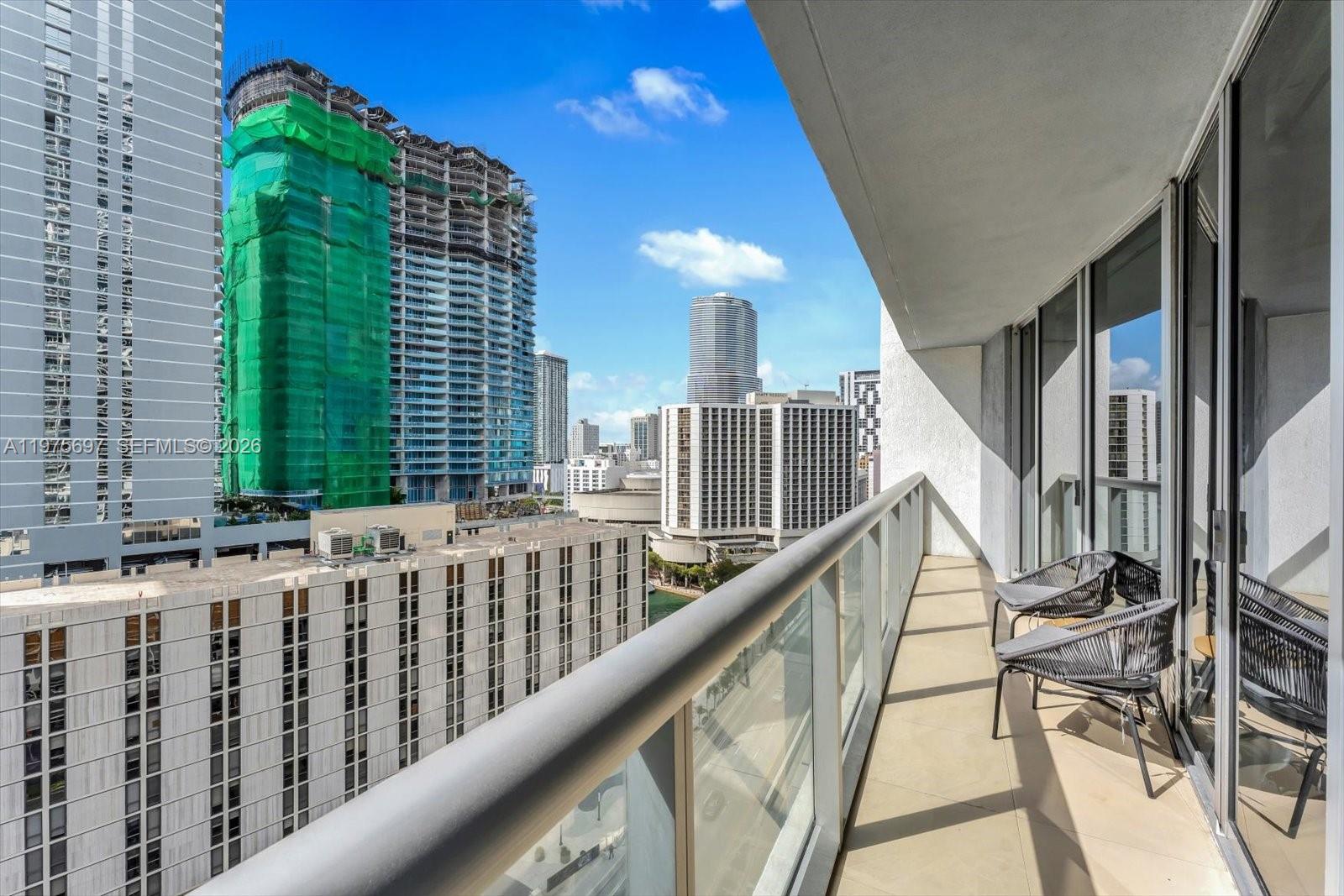 485 Brickell Ave #1807 Miami, FL 33131