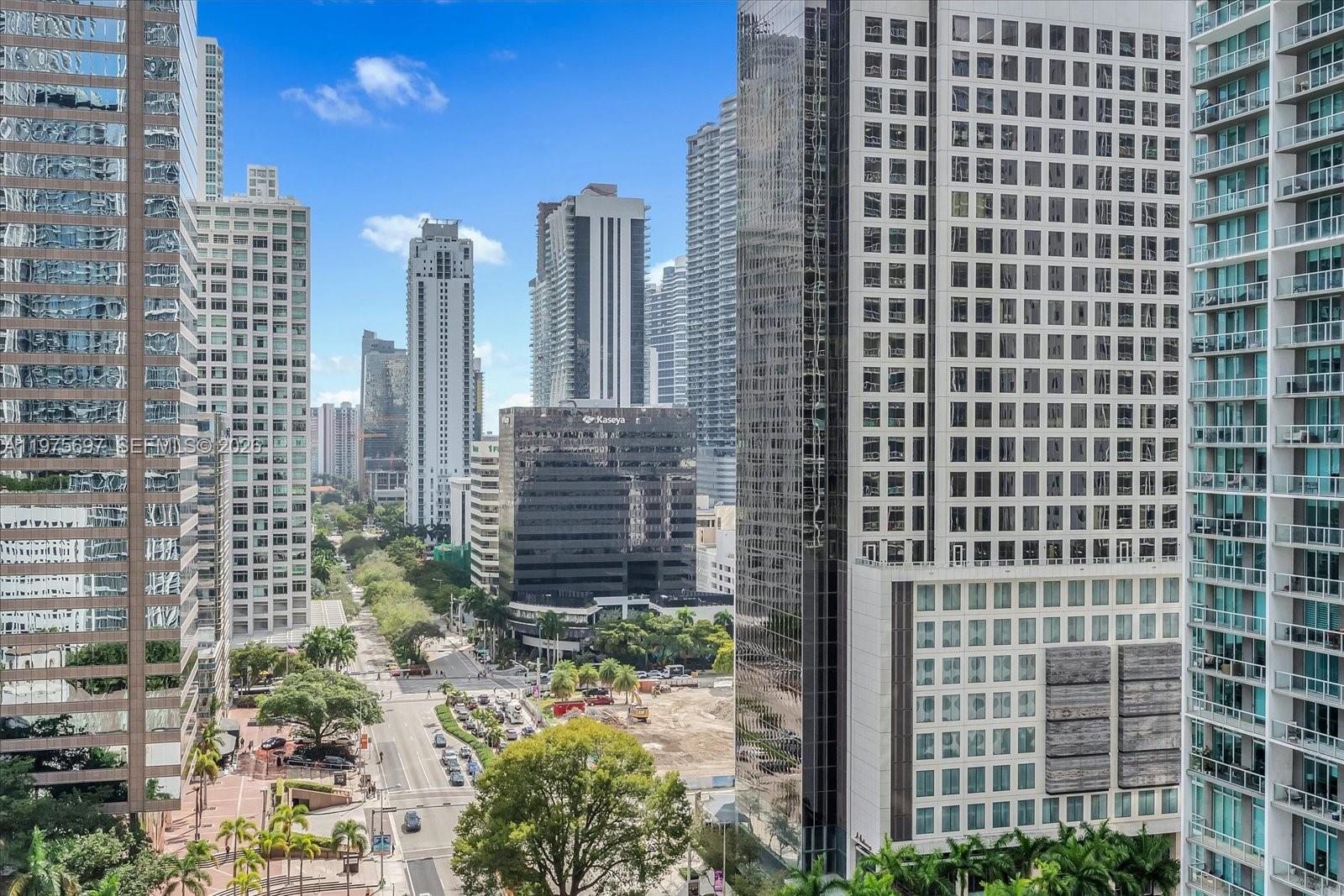 485 Brickell Ave #1807 Miami, FL 33131