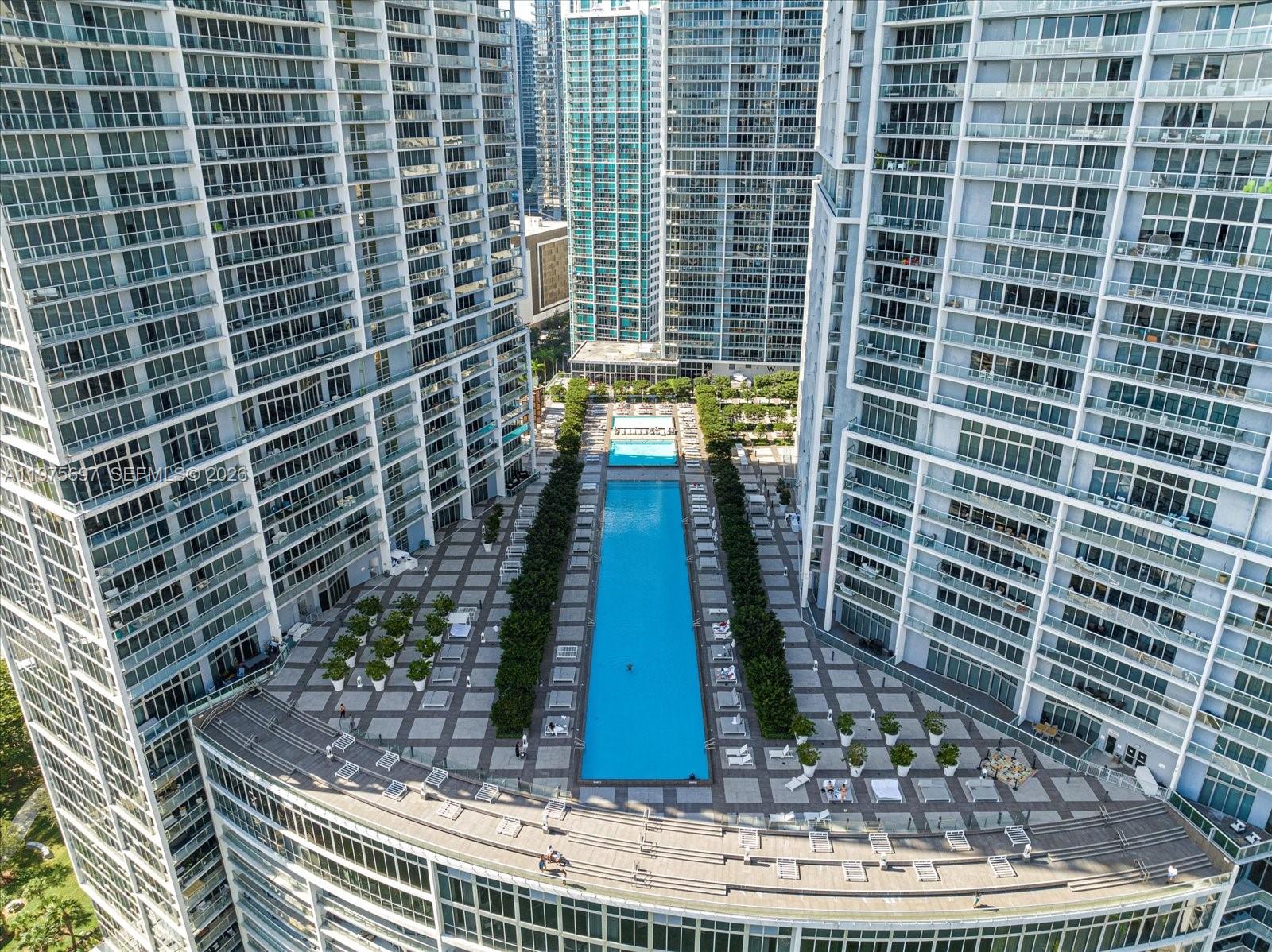 485 Brickell Ave #1807 Miami, FL 33131