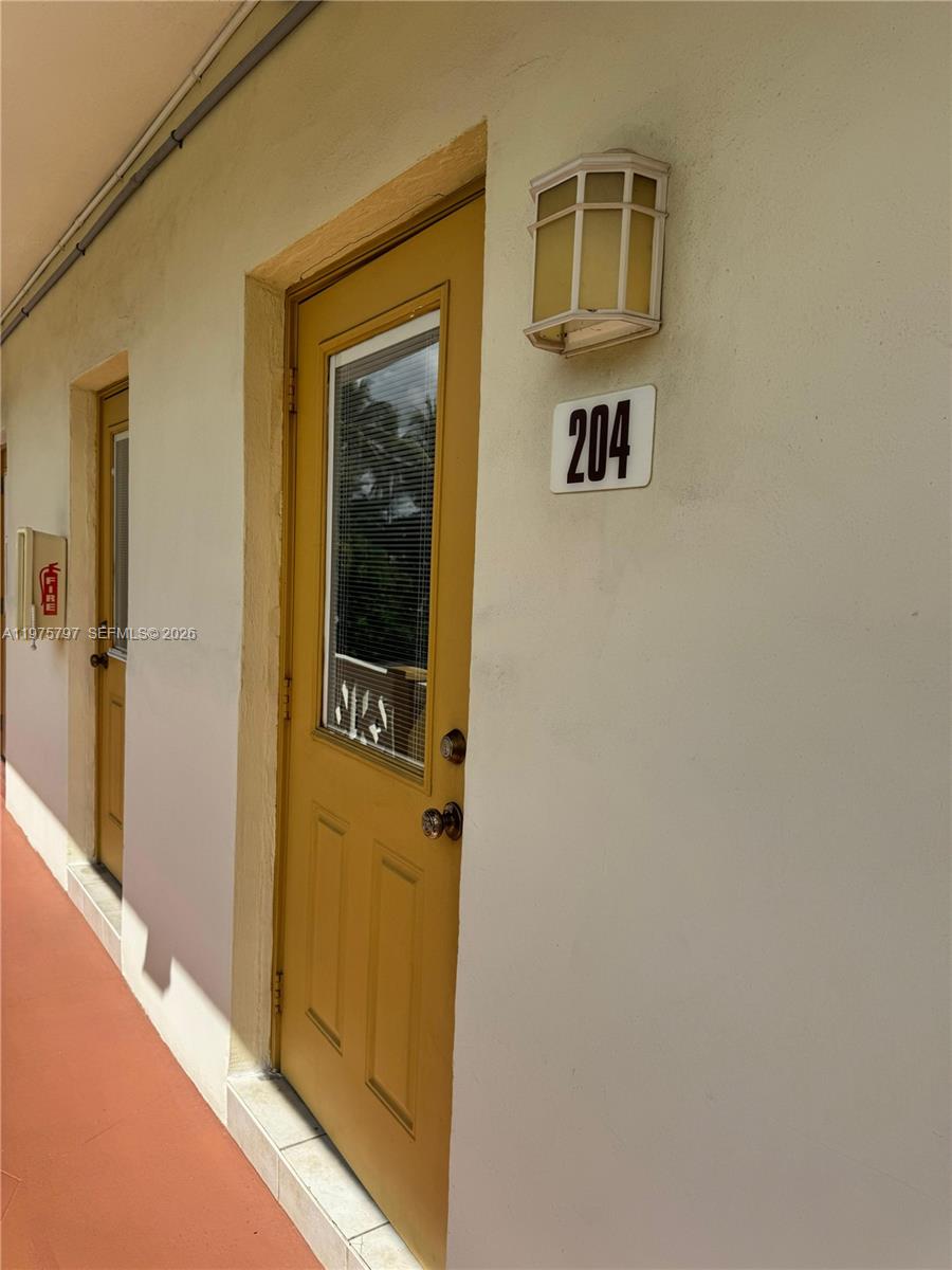 5121 W Oakland Park Blvd #204