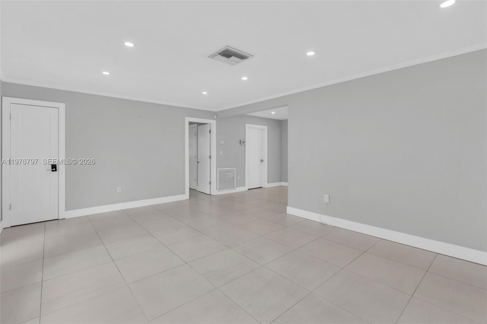 1577 NE 48th Ct Oakland Park, FL 33334