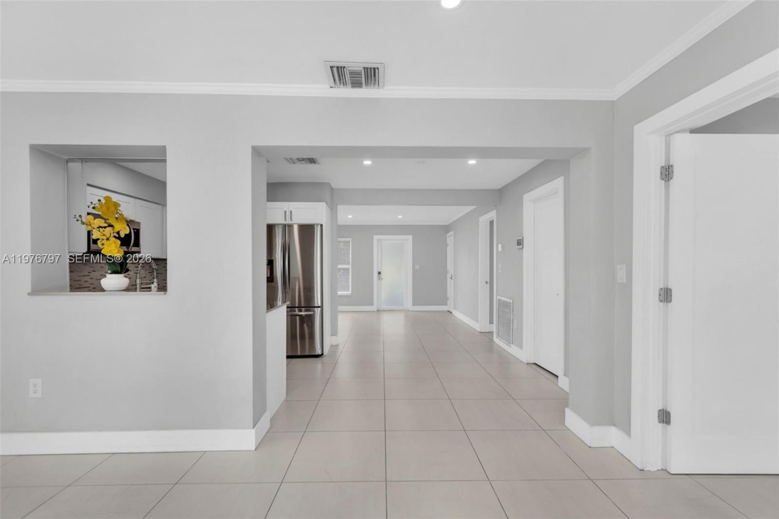 1577 NE 48th Ct Oakland Park, FL 33334