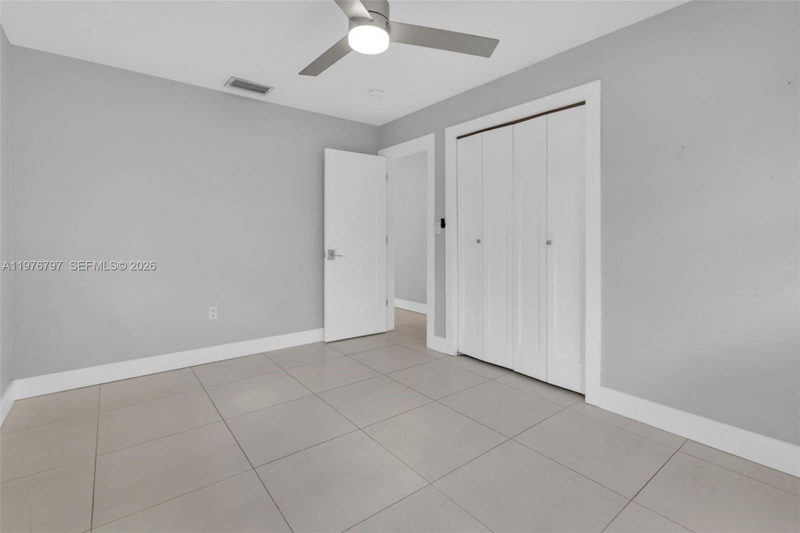 1577 NE 48th Ct Oakland Park, FL 33334