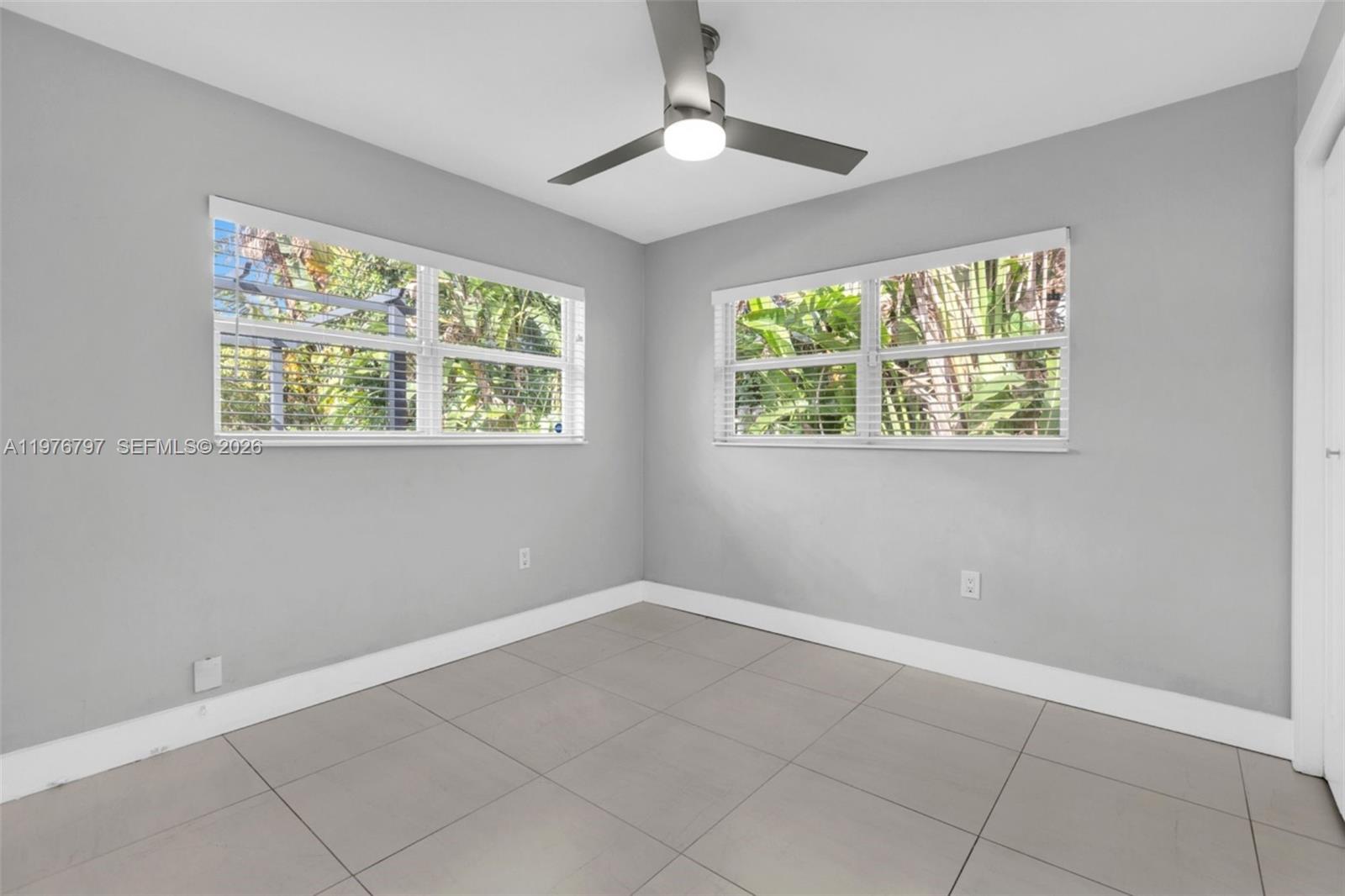 1577 NE 48th Ct Oakland Park, FL 33334