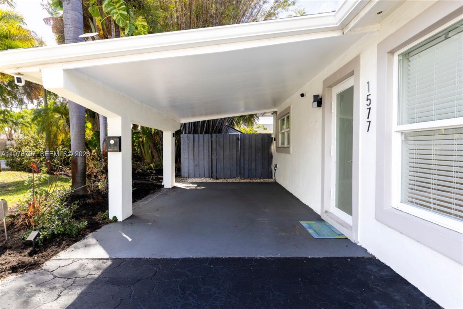 1577 NE 48th Ct Oakland Park, FL 33334