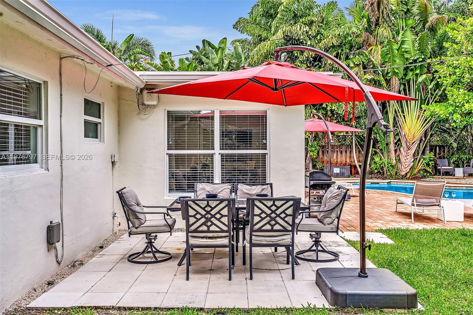 1577 NE 48th Ct Oakland Park, FL 33334