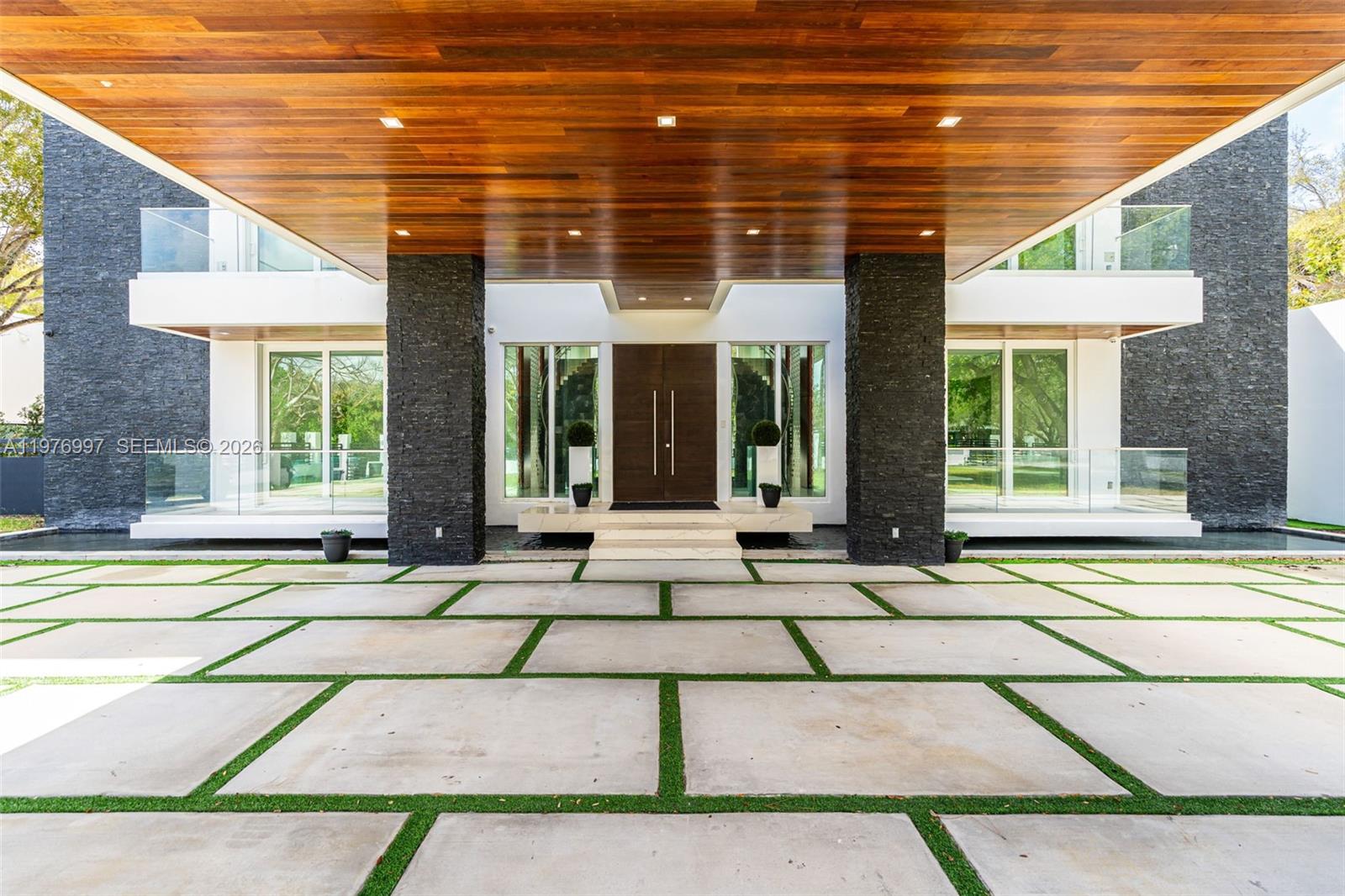 6300 SW 126th St Pinecrest, FL 33156