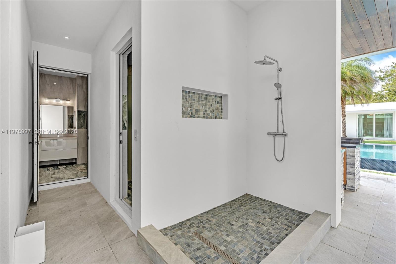 6300 SW 126th St Pinecrest, FL 33156